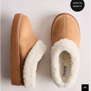 New! 13W [Torrid] Slip On Cozy Clogs